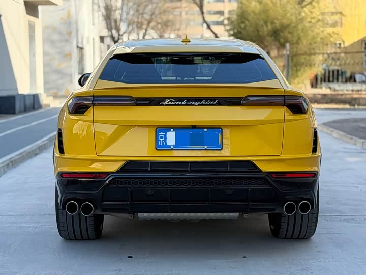 2023 Lamborghini Urus