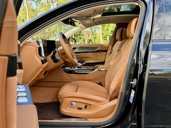 Hongqi H9 2024 2024款 2.0T 旗畅 私享风尚版