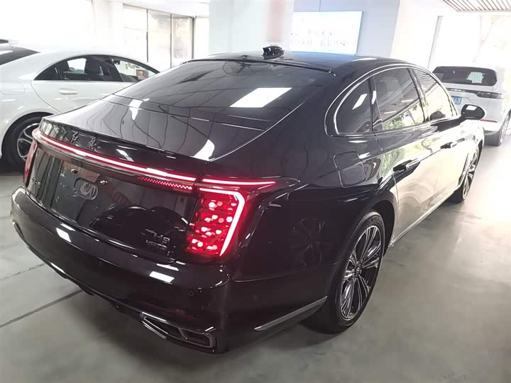 Hongqi H9 2024 2024款 2.0T 旗畅 私享风尚版