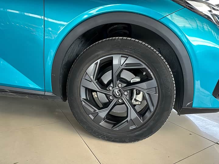 GAC Trumpchi GS3 2023 2023款 影速 270T 劲智版