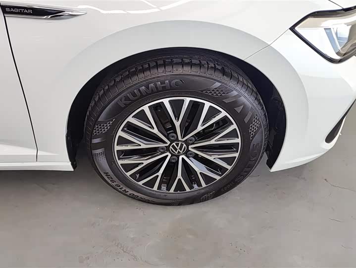 Volkswagen Sagitar L 2025 2025款 200TSI DSG飞越版