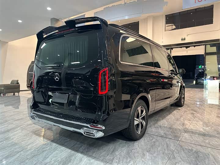Mercedes-Benz Vito 2024 2024款 2.0T 精英版 7座