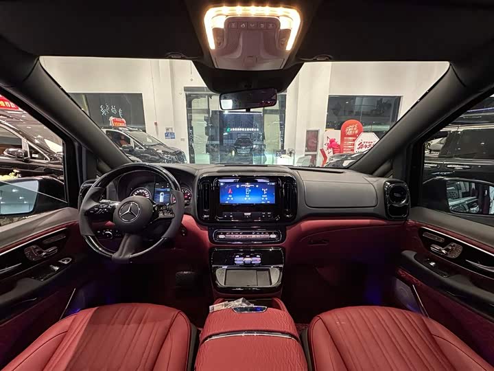 Mercedes-Benz Vito 2024 2024款 2.0T 精英版 7座