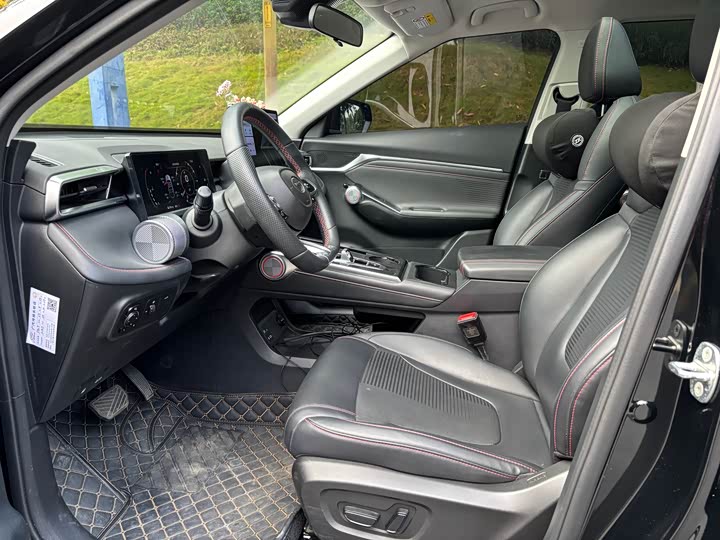 GAC Trumpchi Emkoo 2022 2022款 1.5T 超新星Pro版