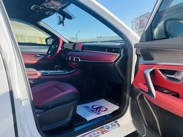 Jetour X70 Plus 2025 2025款 冠军版 1.5T DCT冠军PRO 5座