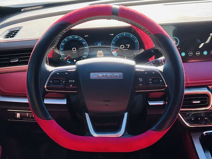 Jetour X70 Plus 2025 2025款 冠军版 1.5T DCT冠军PRO 5座