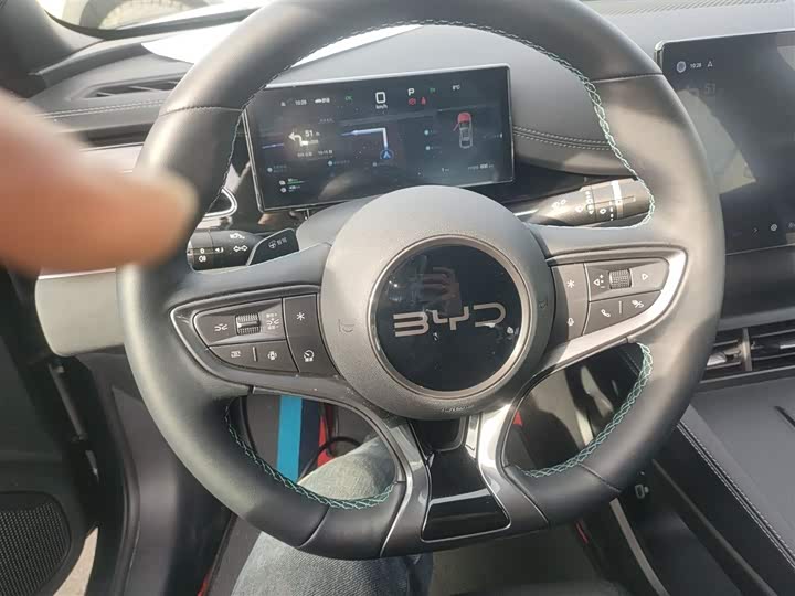 2025 BYD Seal 06 Hybrid/EV