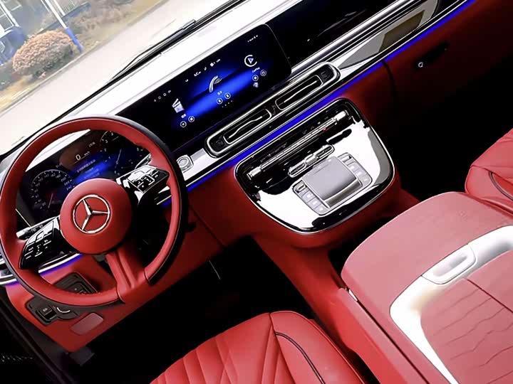 Mercedes-Benz Vito 2024 2024款 2.0T 商务版 7座