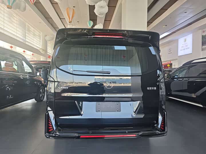 Mercedes-Benz Vito 2024 2024款 2.0T 商务版 7座