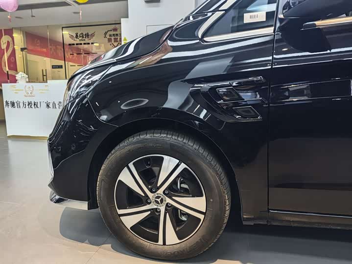 Mercedes-Benz Vito 2024 2024款 2.0T 商务版 7座