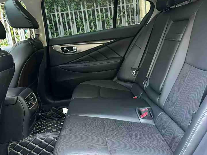 Infiniti Q50L 2022 2022款 2.0T 逸享版