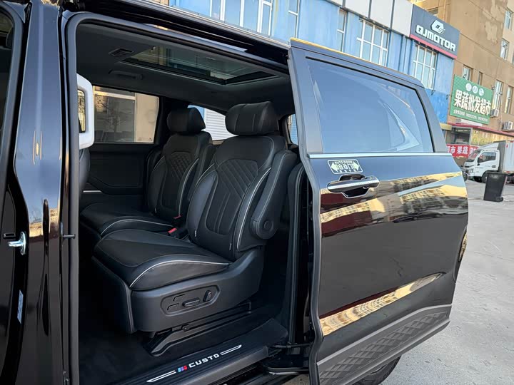 Hyundai Custo 2022 2022款 270TGDi 智爱旗舰版 TOP