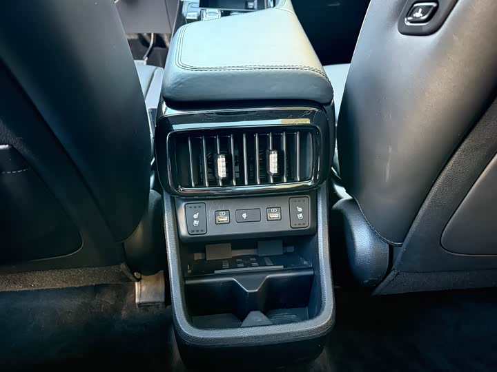 Hyundai Custo 2022 2022款 270TGDi 智爱旗舰版 TOP