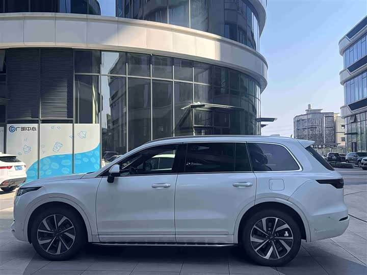 LiXiang One 2021 2021款 增程6座版