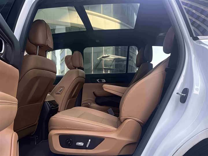 LiXiang One 2021 2021款 增程6座版