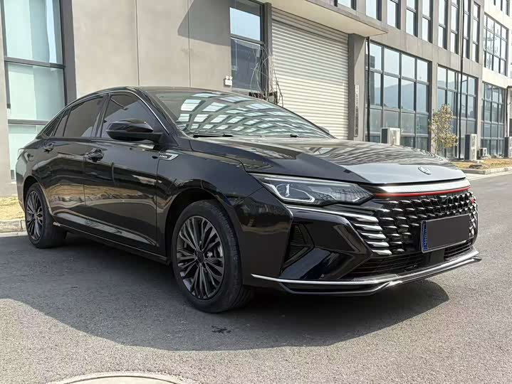 Dongfeng Aeolus Yixuan Max 2022 2022款 1.5T 超帅潮爸版