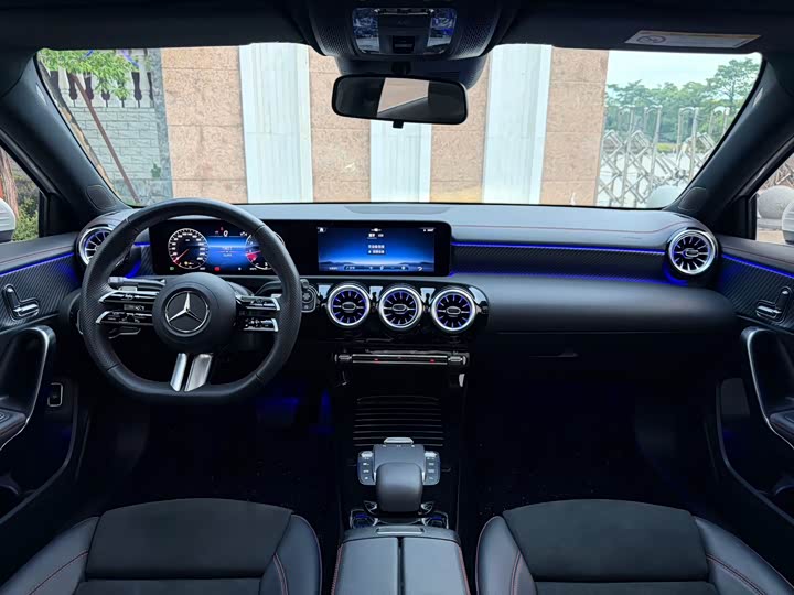 Mercedes-Benz A-Class 2024 2024款 A 200 L 时尚型