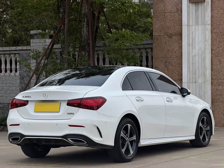 Mercedes-Benz A-Class 2024 2024款 A 200 L 时尚型
