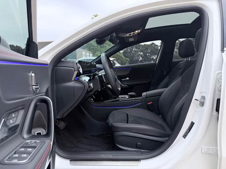 Mercedes-Benz A-Class 2024 2024款 A 200 L 时尚型