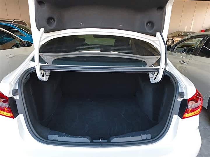 Ford Escort 2021 2021款 1.5L 自动钻石版