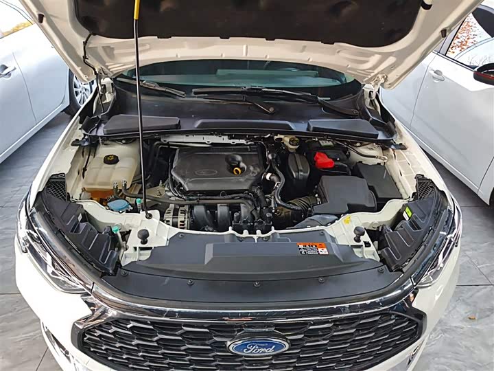 Ford Escort 2021 2021款 1.5L 自动钻石版