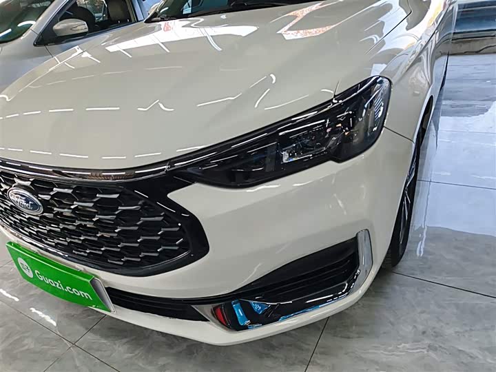 Ford Escort 2021 2021款 1.5L 自动钻石版