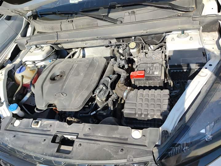 Chery Tiggo 8 2024 2024款 荣耀版 230TCI 手动进阶版 5座