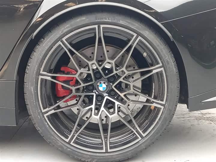 BMW M3 2023 2023款 M3四门轿车 M xDrive 雷霆版