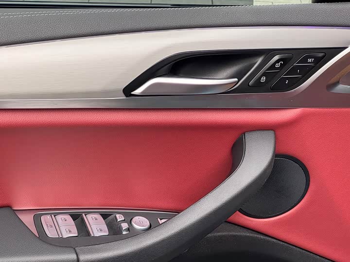 BMW X4 2022 2022款 xDrive 25i M运动套装