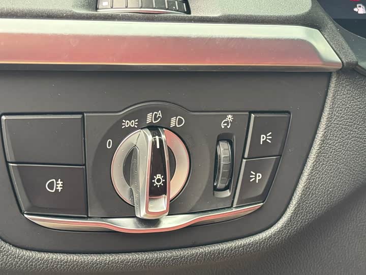 BMW X4 2022 2022款 xDrive 25i M运动套装