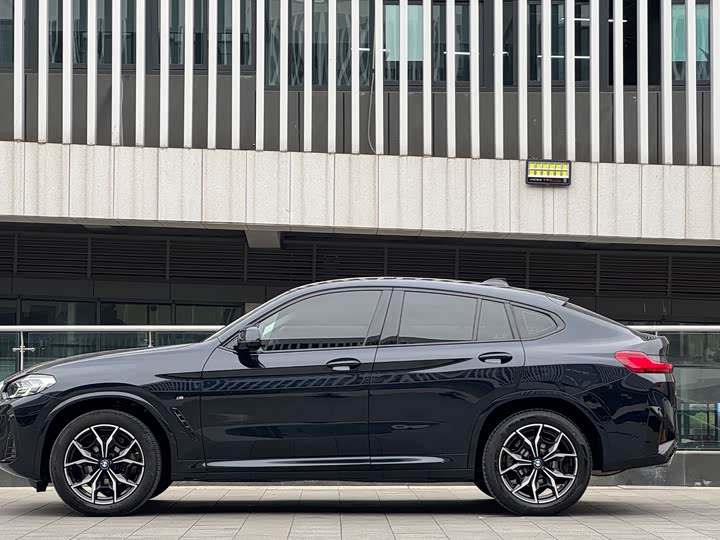 BMW X4 2022 2022款 xDrive 25i M运动套装