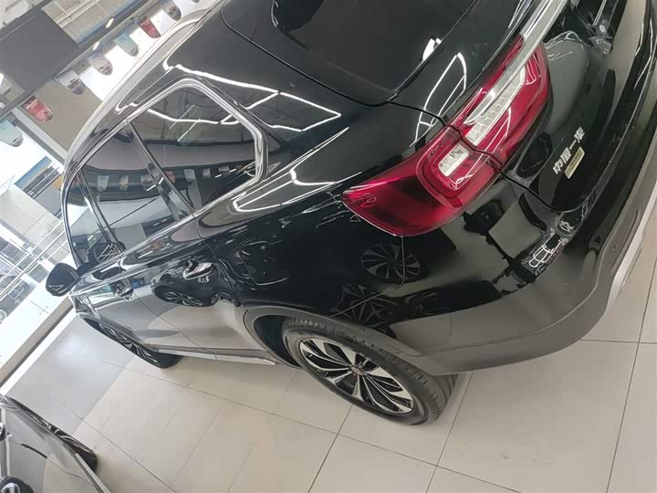 Hongqi HS7 2022 2022款 2.0T DCT两驱智联旗享版 五座