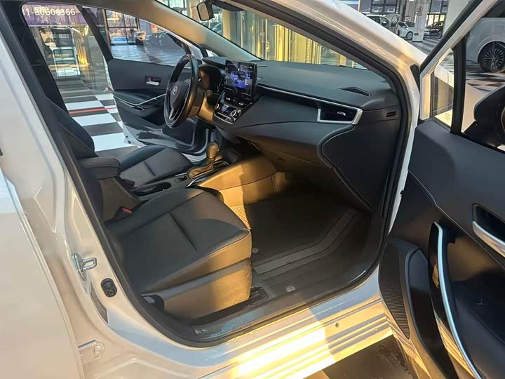 Toyota Corolla 2024 2024款 1.8L 智能电混双擎 精英版