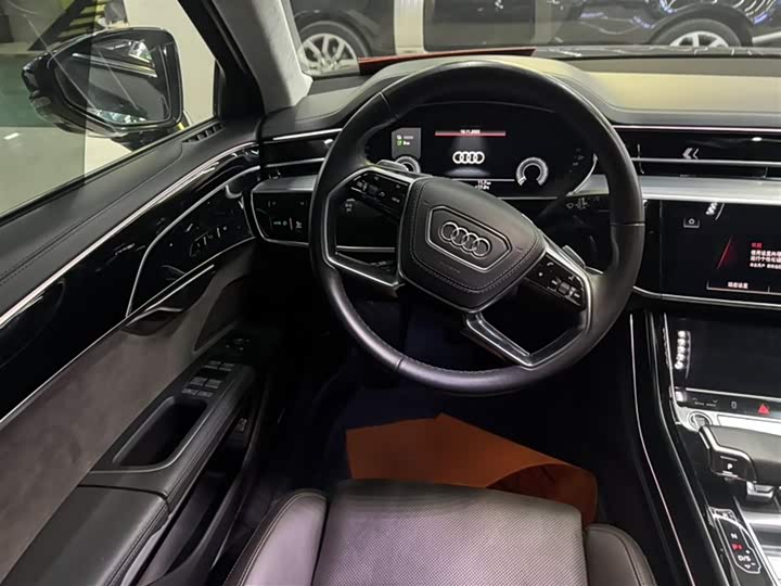 Audi A8 Hybrid 2022 2022款 A8L 60 TFSIe quattro 典藏版