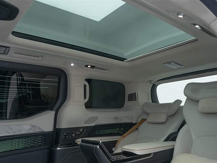 Zeekr 009 2024 2024款 光辉