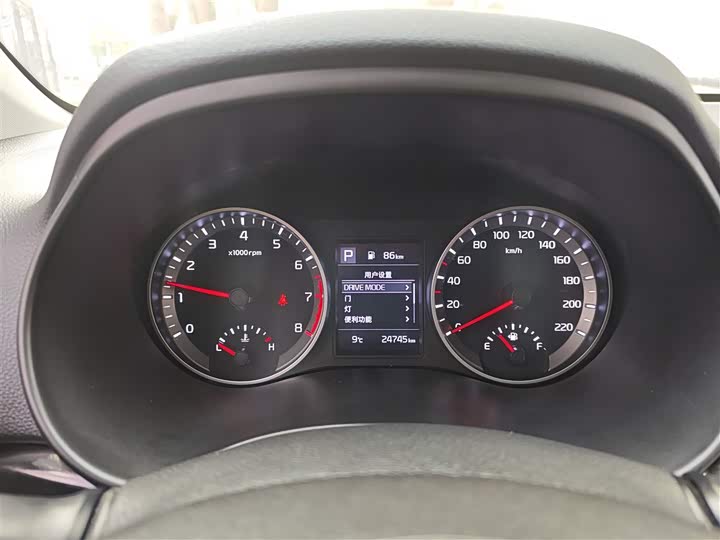 Kia KX1 2021 2021款 1.4L CVT趣享天窗款