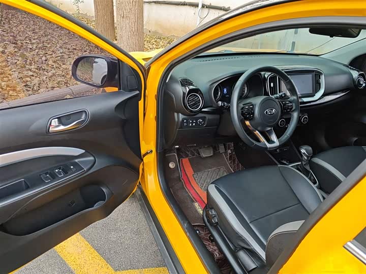 Kia KX1 2021 2021款 1.4L CVT趣享天窗款