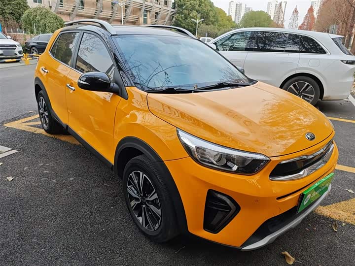 Kia KX1 2021 2021款 1.4L CVT趣享天窗款