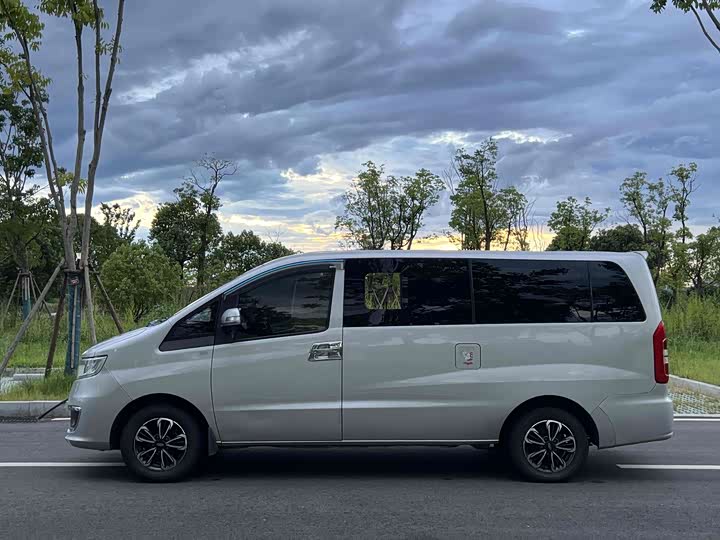 JAC Refine M3 2022 2022款 PLUS 宜家版 1.8L 舒适型