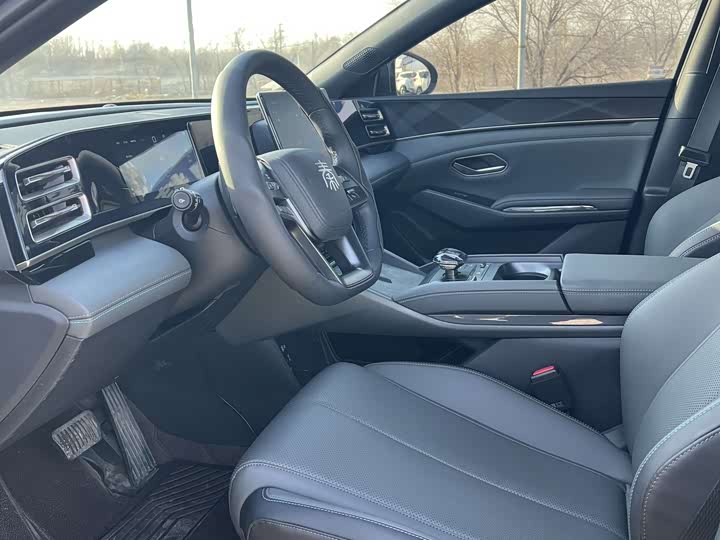 BYD Qin L 2025 2025款 DM-i 智驾版 80KM领先型