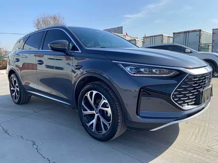 2025 BYD Tang Hybrid/EV