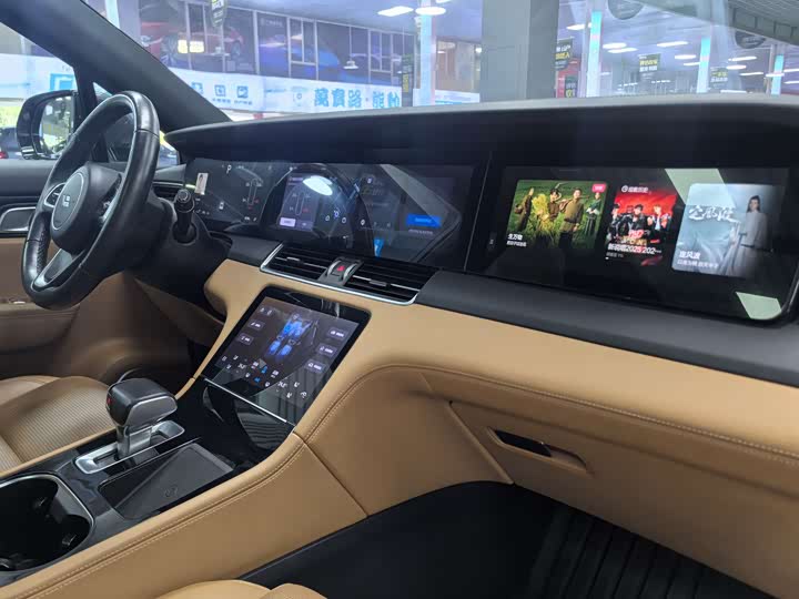 LiXiang One 2021 2021款 增程6座版