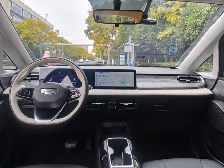 Geely Geometry E Firefly 2024 2024款 401km 萤光