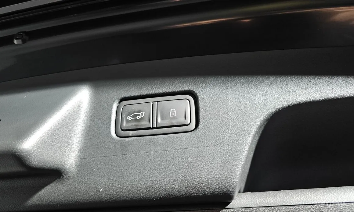 Hyundai Palisade 2025 HEV 2.5T 2WD 7-Seater