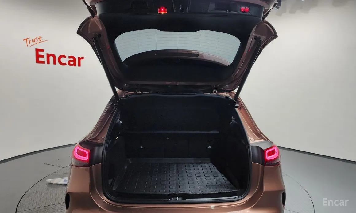 Mercedes-Benz GLA-Class 2020 GLA45 AMG 4MATIC+