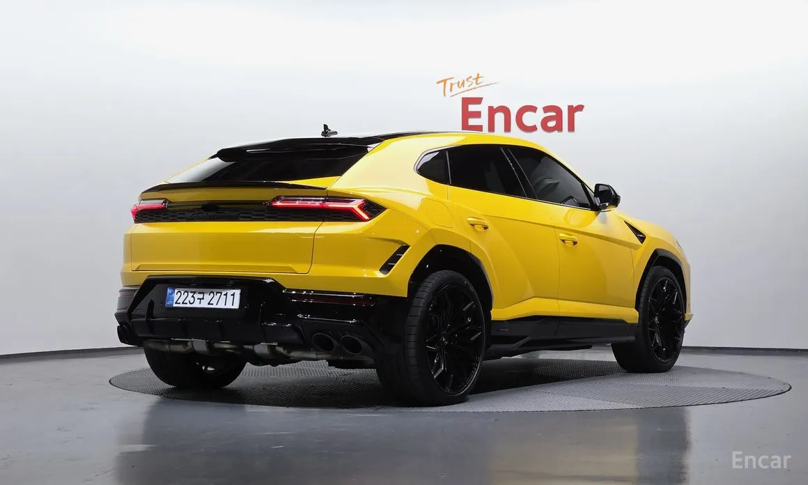 Lamborghini Urus 2018 4.0 V8 SE