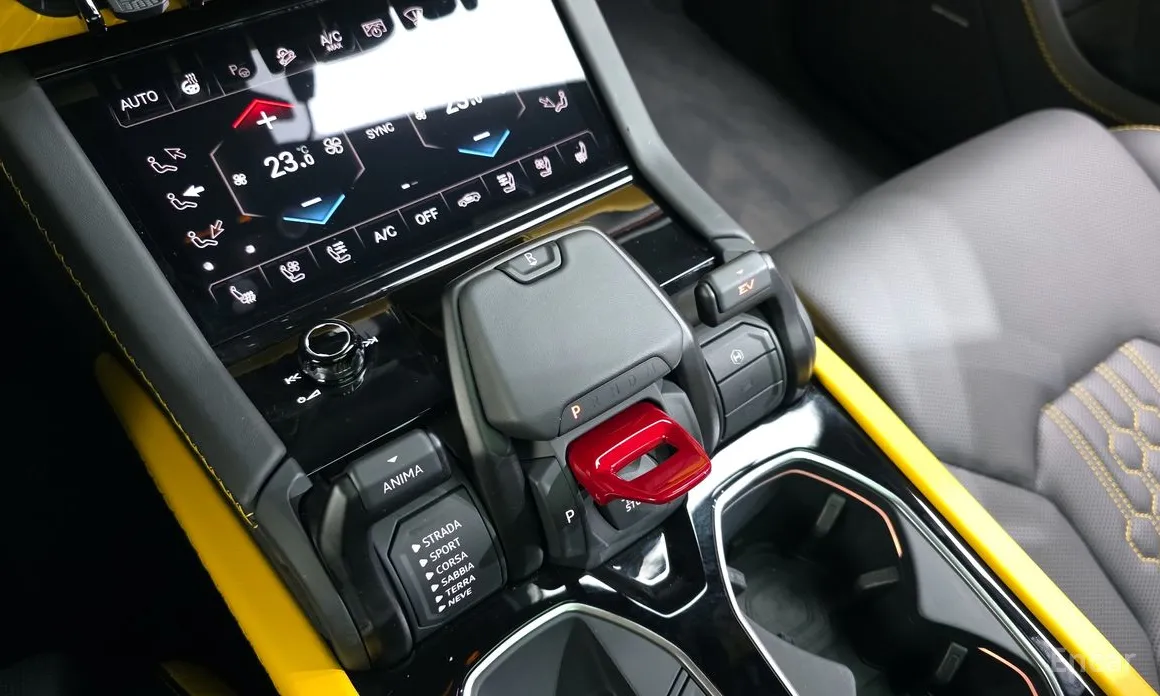 Lamborghini Urus 2018 4.0 V8 SE