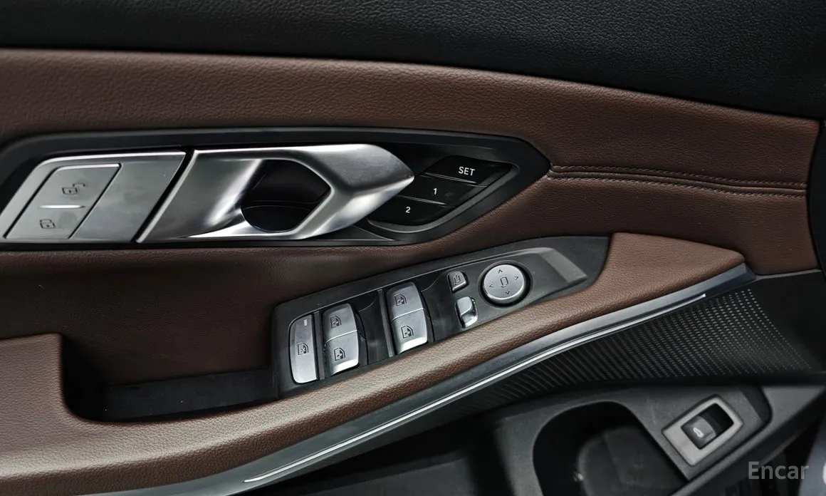 BMW 3 Series 2019 320d Luxury