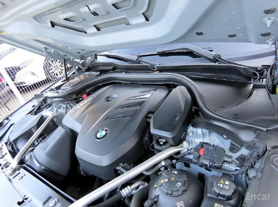 BMW 5 Series 2023 520i M Sport