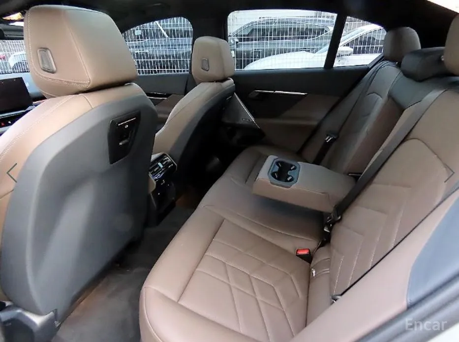 BMW 5 Series 2023 520i M Sport